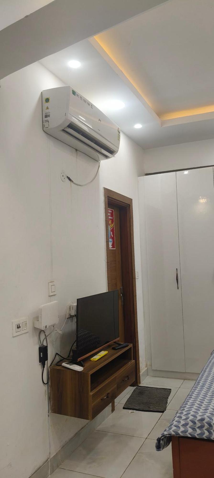 Apartment 337
